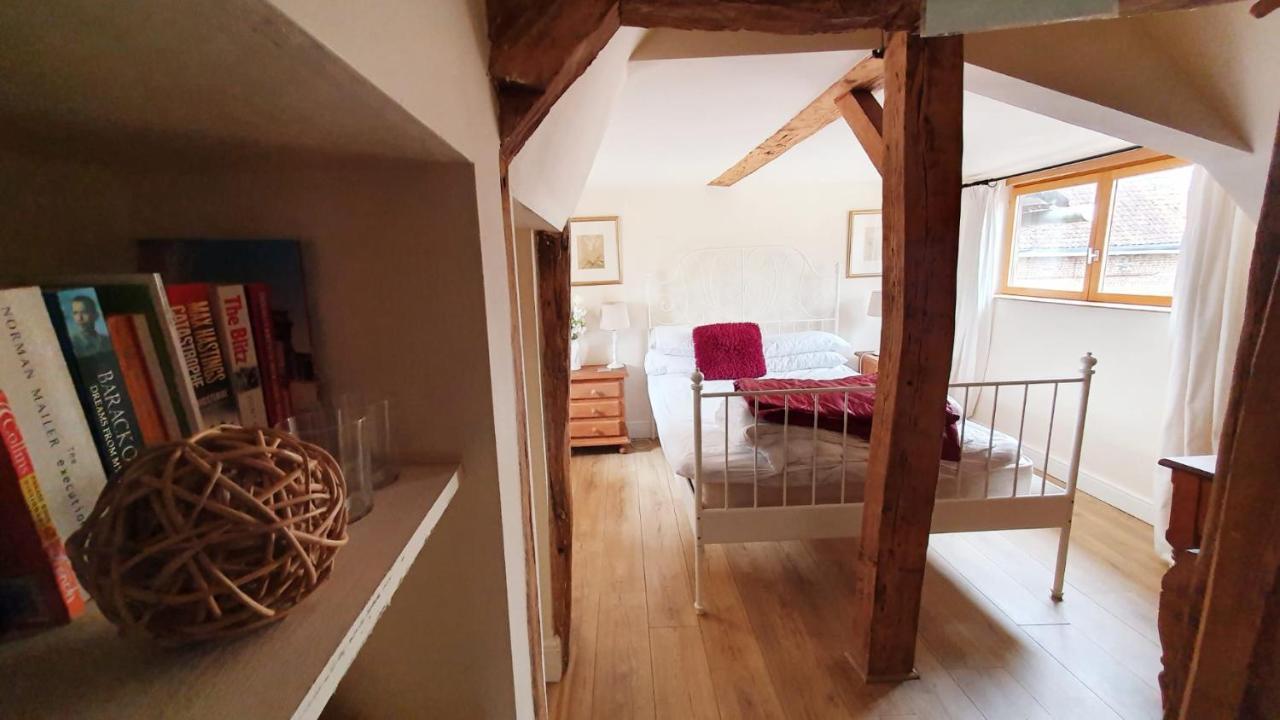 Вилла Le Petit Hameau Boffles Экстерьер фото